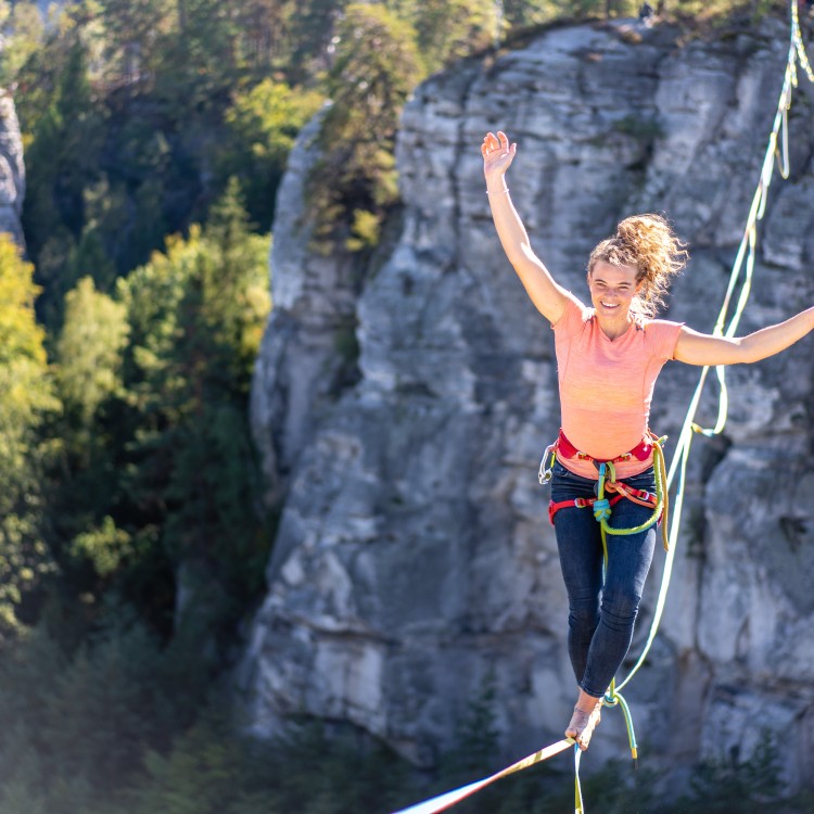 Kulturní léto na Stezce - Slackline show 