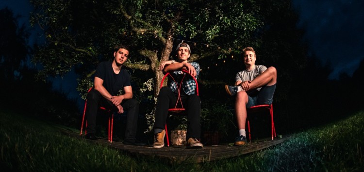 Hudební trio Jamie Project se představí v korunách stromů