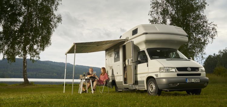 Der Campingplatz Lipno Modřín ist bereits in vollem Gange - der Baumkronenpfad, die Aquaworld oder das Königreich des Waldes zum Nulltarif