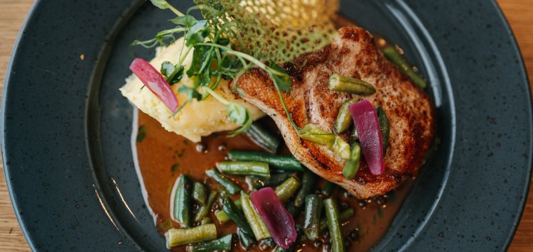 Verbringen Sie Weihnachten in dem Restaurant Stodola und genießen Sie ein traditionelles Abendessen mit uns!