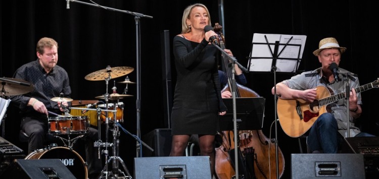 Přijďte si užít koncert 40 metrů nad zemí! Na Stezku korunami stromů!