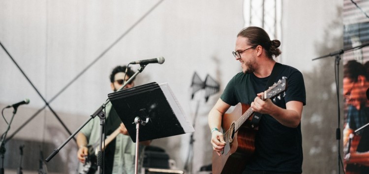 Zažijte úžasný koncert v korunách stromů! Drunken Pickles míří na Lipno!