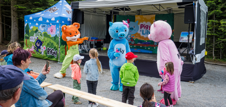 Pigyáda v Království lesa – pohádkový den s prasátky Pigy a Lily!