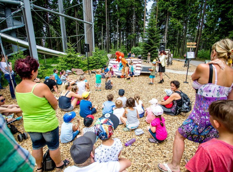 Slavnosti dřeva na Stezce korunami stromů 2019