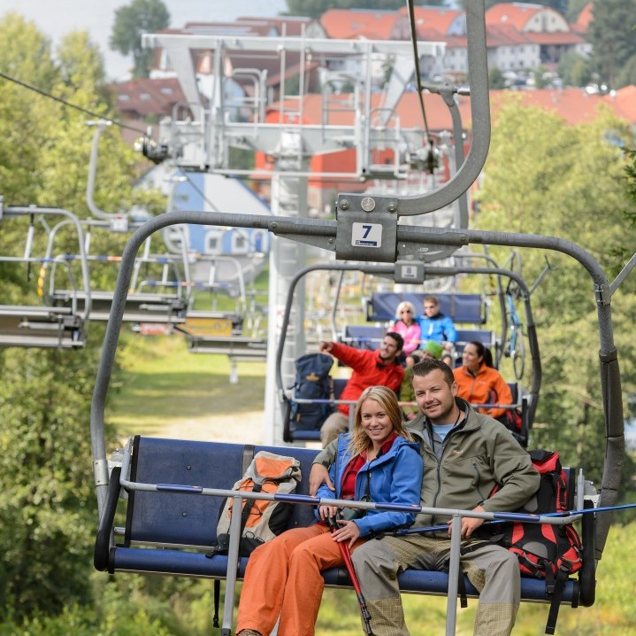 Lipno Expres and Promenádní chairlifts