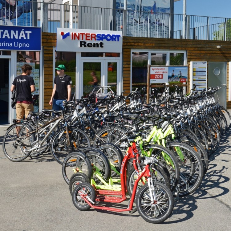 Around the Lipno region on an electric bike