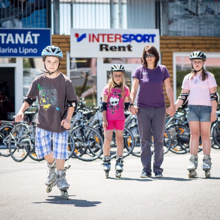 In-line skating at Lipno