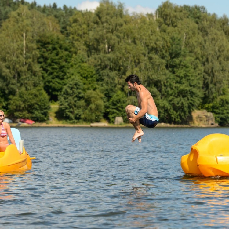 Paddleboards, pedalos and rowboats